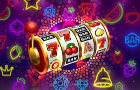 Người chơi Việt Nam xem bàn baccarat live tại 888top trên điện thoại iOS